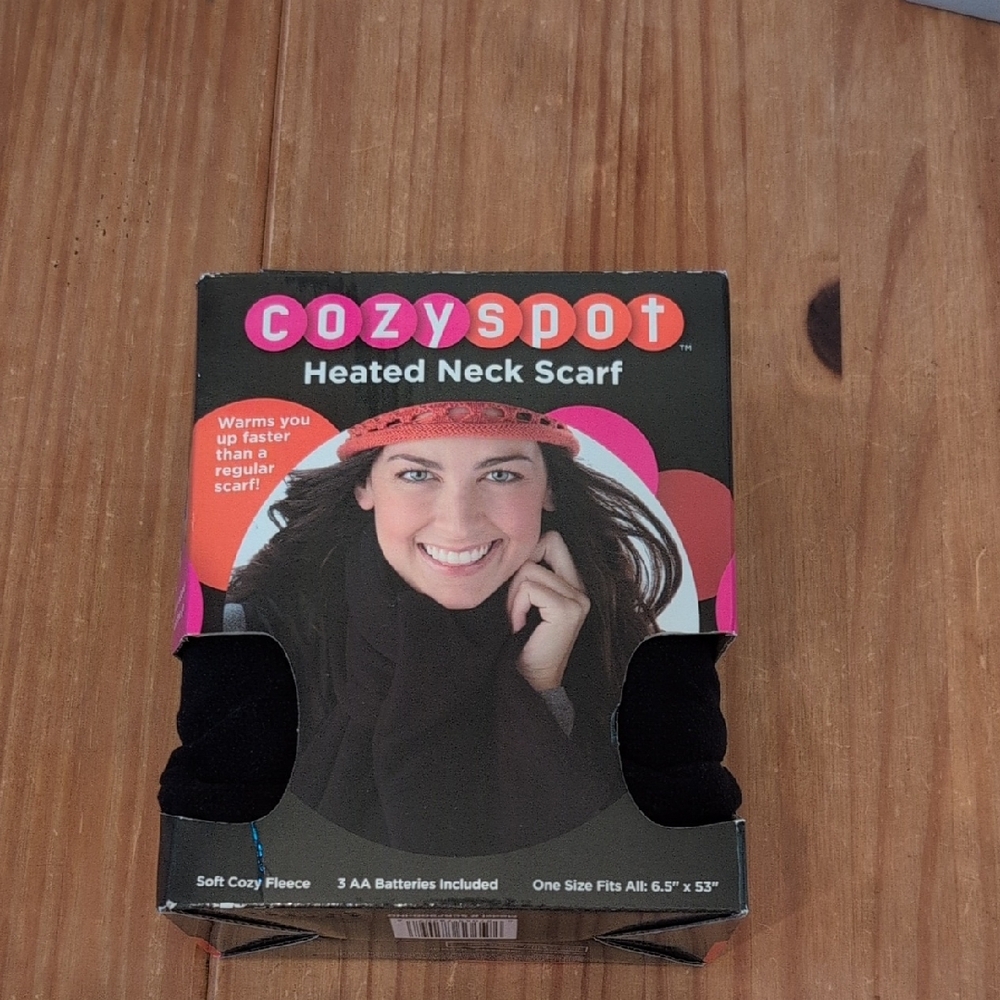NIB Black Cozy Spot Heated Neck Scarf